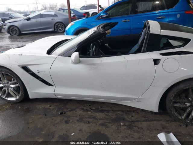 Chevrolet CORVETTE STINGRAY 2019 1G1YD2D70K5108062 Image 14