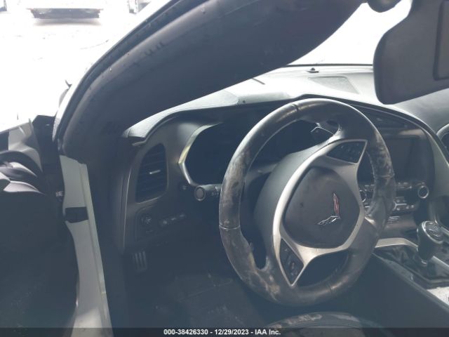 Chevrolet CORVETTE STINGRAY 2019 1G1YD2D70K5108062 Image 7