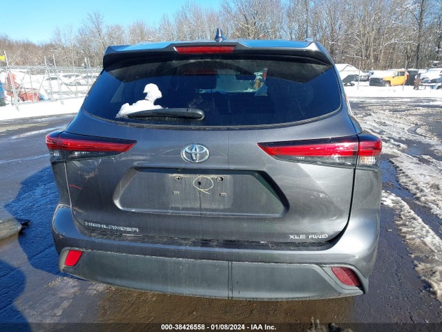 Toyota Highlander Xle 2022 5TDGZRBH5NS574352 Image 16