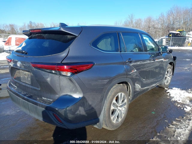 Toyota Highlander Xle 2022 5TDGZRBH5NS574352 Image 4