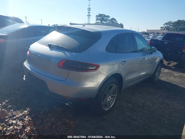 2018 PORSCHE MACAN WP1AA2A58JLB02796 Photo 3