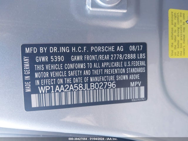 2018 PORSCHE MACAN WP1AA2A58JLB02796 Photo 8