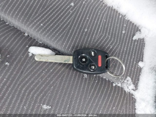 5FNYF4H34FB072143 Honda PILOT SE