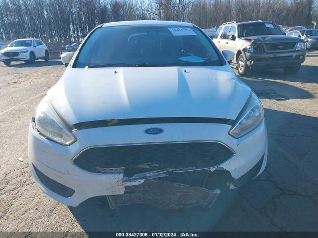 Ford FOCUS SE 2016 1FADP3F22GL308048 Image 11