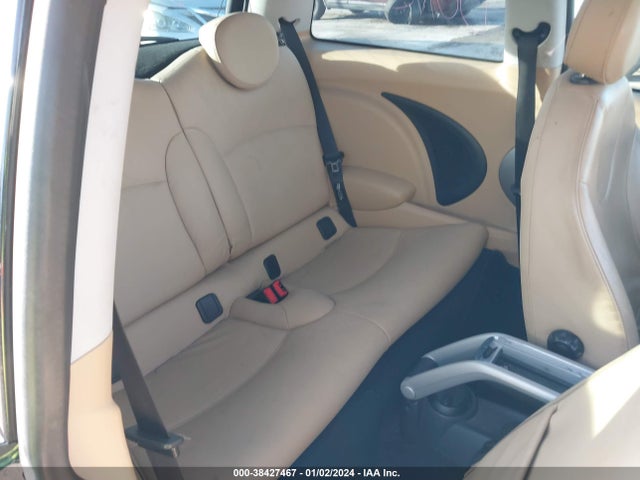 2008 MINI COOPER WMWMF33528TU68652 Photo 7
