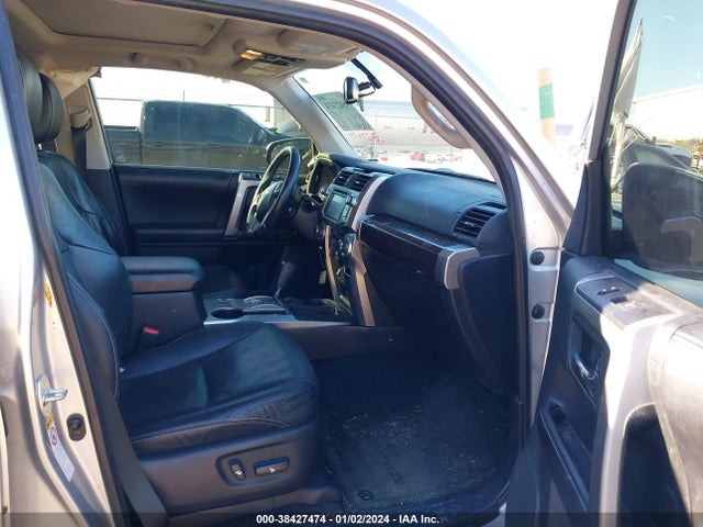 Toyota 4runner Limited 2017 JTEZU5JR6H5148461 Image 5
