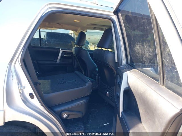 Toyota 4runner Limited 2017 JTEZU5JR6H5148461 Image 8