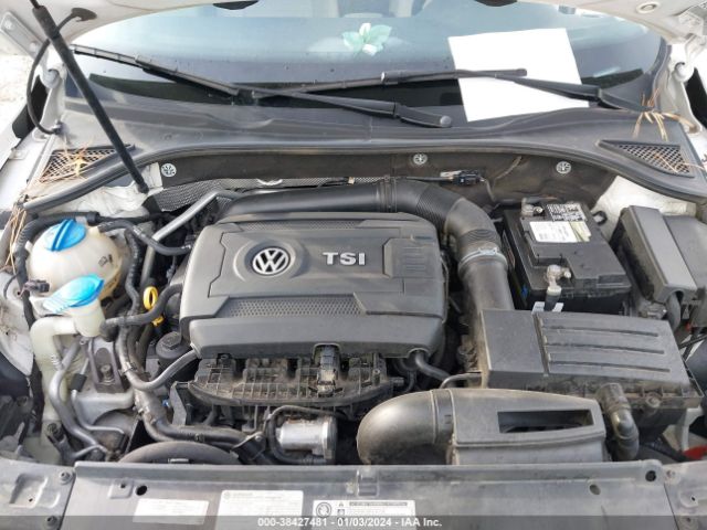 1VWAT7A35FC105814 Volkswagen Passat 1.8t Limited Edition