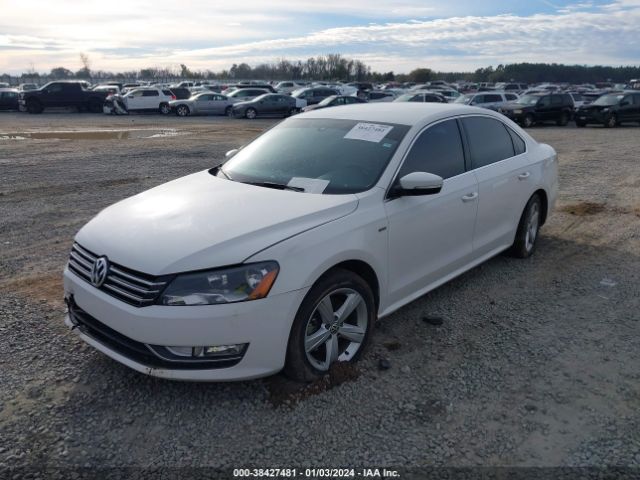 1VWAT7A35FC105814 Volkswagen Passat 1.8t Limited Edition