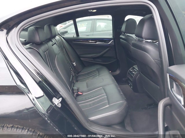 WBAJA7C5XKWW17646 BMW 530i Xdrive