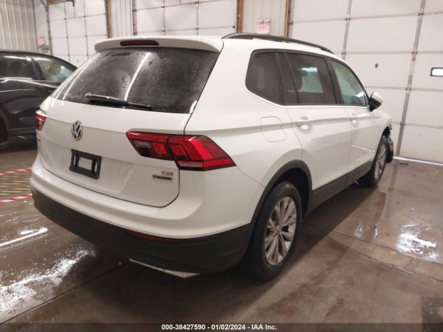 2018 VOLKSWAGEN TIGUAN 3VV0B7AX0JM074467 Photo 3