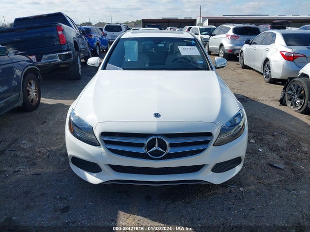 Aukcja sprzedaży 2018 Mercedes-benz C 300, vin: 55SWF4JB1JU240529, numer aukcji: 38427616