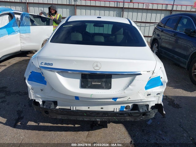 Aukcja sprzedaży 2018 Mercedes-benz C 300, vin: 55SWF4JB1JU240529, numer aukcji: 38427616