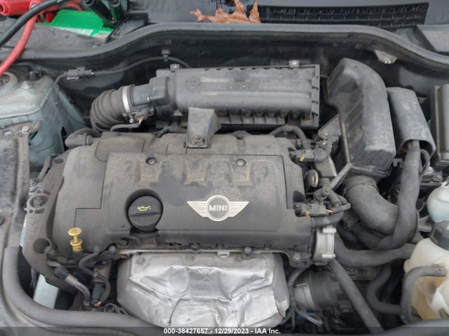 2013 MINI CLUBMAN WMWZF3C58DT490090 Photo 9