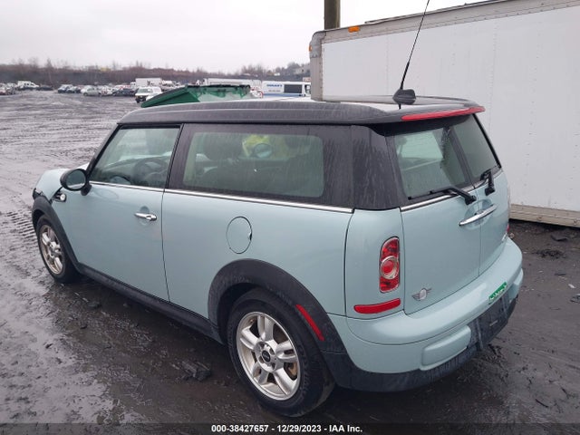 2013 MINI CLUBMAN WMWZF3C58DT490090 Photo 2