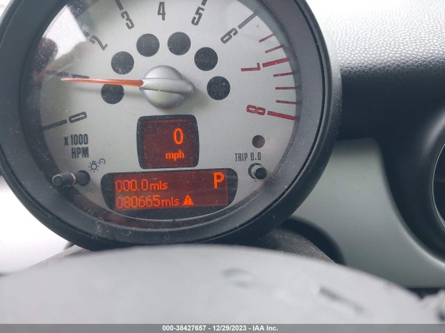 2013 MINI CLUBMAN WMWZF3C58DT490090 Photo 6