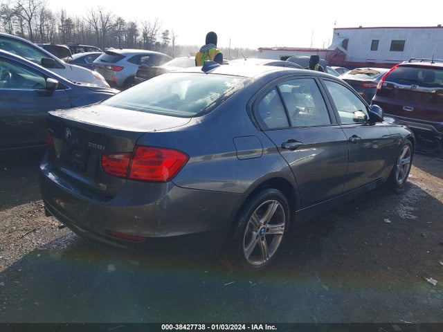 WBA3B3C53FF547752 BMW 328i Xdrive