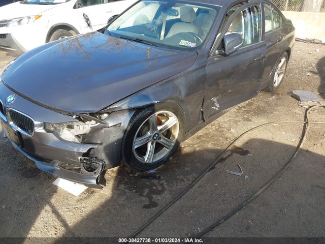 WBA3B3C53FF547752 BMW 328i Xdrive
