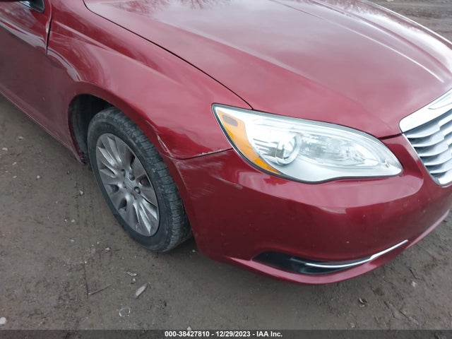 1C3CCBAG6EN237912 Chrysler 200 LX