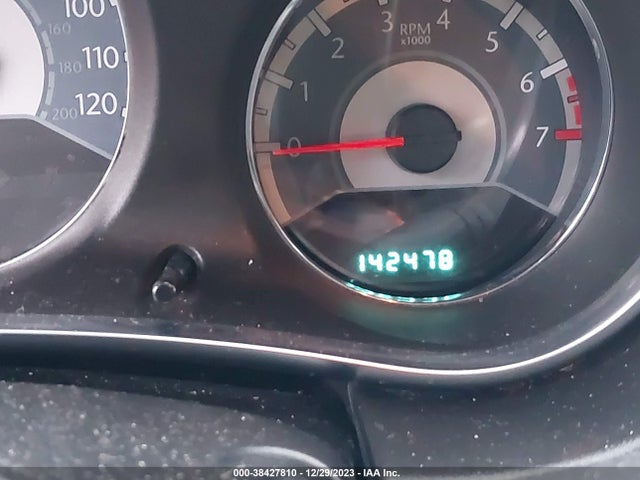 1C3CCBAG6EN237912 Chrysler 200 LX