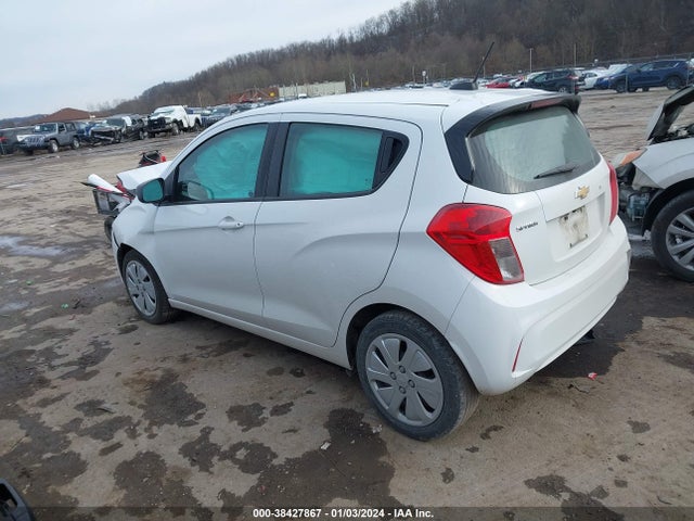 Chevrolet Spark Ls Cvt 2018 KL8CB6SAXJC440042 Image 3