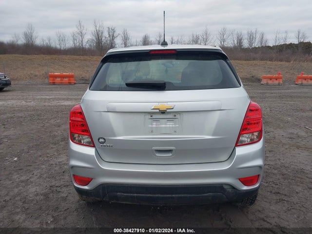 Chevrolet TRAX LS 2018 KL7CJKSBXJB710398 Image 16