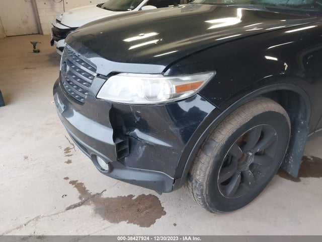 2005 INFINITI FX35 VIN: JNRAS08W05X202049