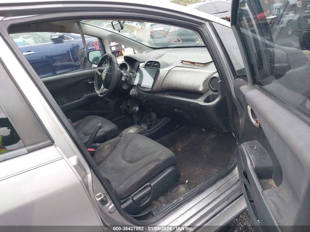 2010 HONDA FIT SPORT VIN: JHMGE8H48AC028939