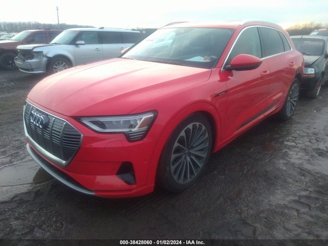 WA1VABGE7KB008811 Audi E-tron Premium Plus