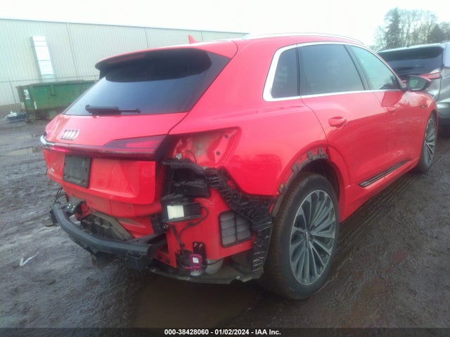WA1VABGE7KB008811 Audi E-tron Premium Plus