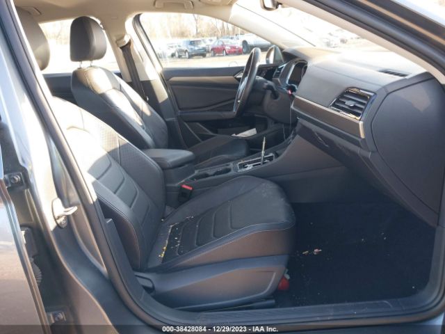 3VWG57BU4KM052558 Volkswagen Jetta 1.4t Sel Premium