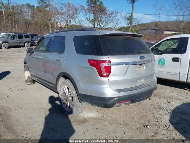 Ford EXPLORER XLT 2018 1FM5K7D82JGC68478 Image 3