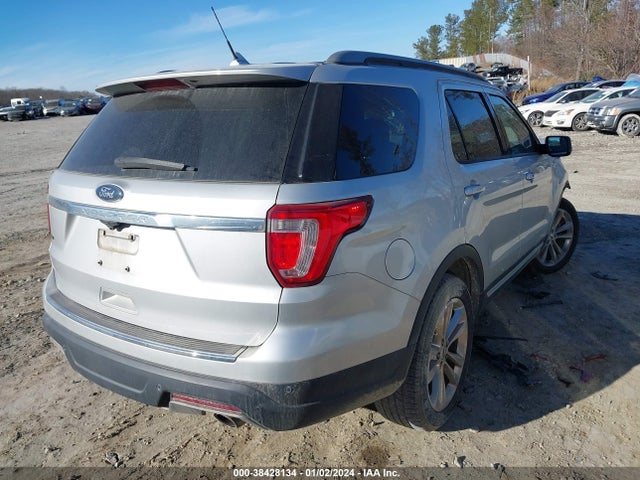 Ford EXPLORER XLT 2018 1FM5K7D82JGC68478 Image 4