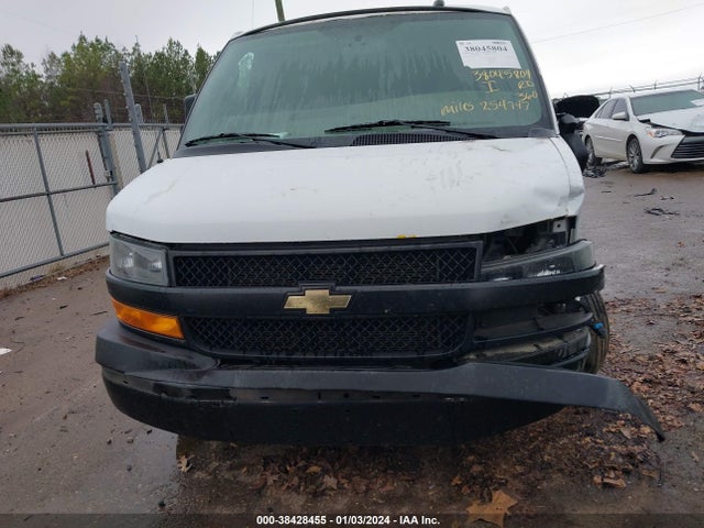 Chevrolet Express 2500 Work Van 2018 1GCWGAFGXJ1284278 Image 12