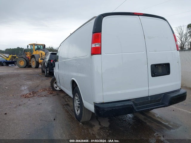 Chevrolet Express 2500 Work Van 2018 1GCWGAFGXJ1284278 Image 3