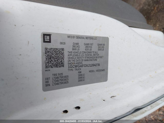 Chevrolet Express 2500 Work Van 2018 1GCWGAFGXJ1284278 Image 9