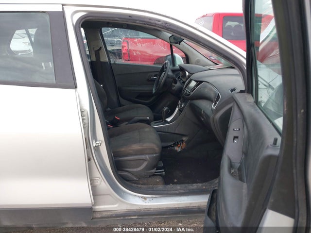 Chevrolet TRAX LS 2017 KL7CJKSB8HB147880 Image 5