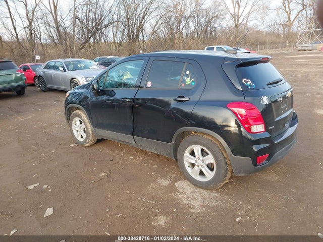 Chevrolet TRAX LS 2019 3GNCJKSB0KL281587 Image 3