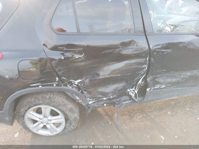 Chevrolet TRAX LS 2019 3GNCJKSB0KL281587 Image 6