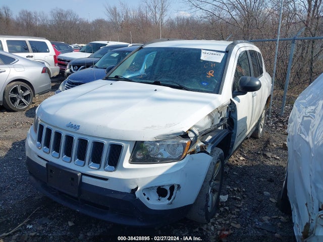 Jeep Compass Sport 2014 1C4NJDBB0ED507540 Image 2