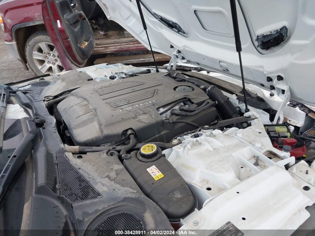 2021 JAGUAR F-TYPE SAJD51FE3MCK74567 Photo 9