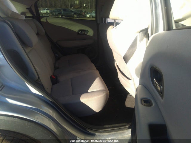 2018 HONDA HR-V 3CZRU5H3XJG705600 Photo 7