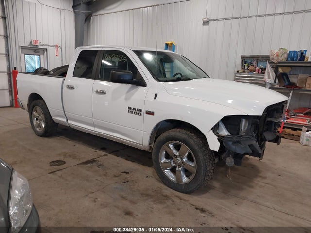 RAM 1500 Big Horn 2015 1C6RR6GT2FS535710 головне зображення