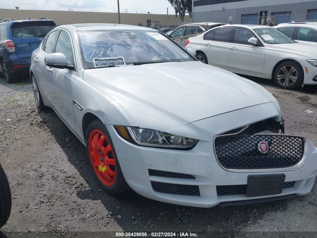 2018 JAGUAR XE SAJAH4EV2JCP16943 Photo 0