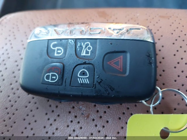 2018 JAGUAR XE SAJAH4EV2JCP16943 Photo 10