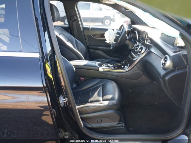 WDC0G4JB2KV118635 Mercedes-Benz GLC 300