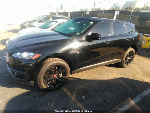 2017 JAGUAR F-PACE SADCK2BV7HA068401 Photo 1