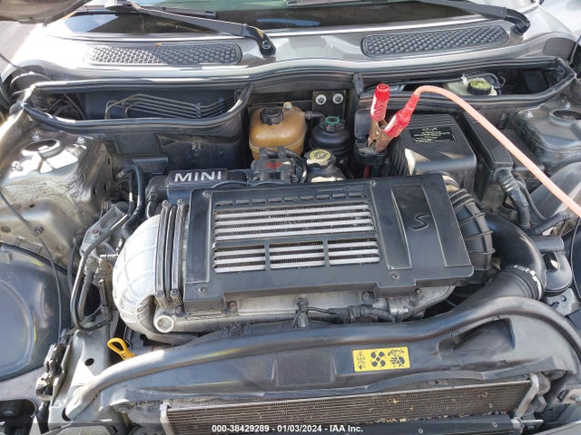 2005 MINI COOPER S WMWRE33565TG96015 Photo 9