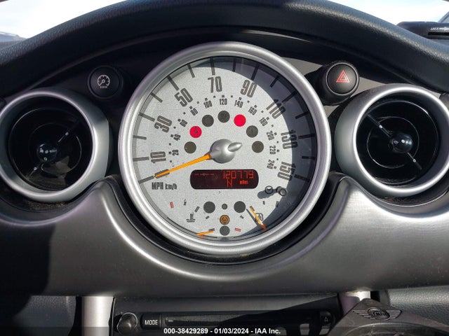 2005 MINI COOPER S WMWRE33565TG96015 Photo 6