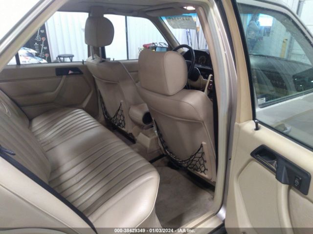 1989 MERCEDES-BENZ 260 WDBEA26D0KA898300 Photo 7